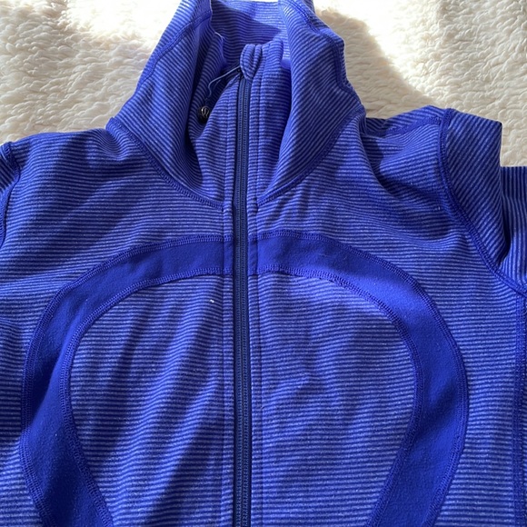 Lululemon Full Zip Jacket Purple 8 - Picture 3 of 11
